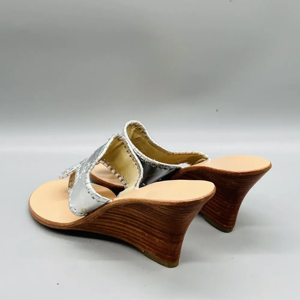 Jack Rogers Sandals Womens 7 Silver Leather Thong Medallion Wedge Heel Shoes